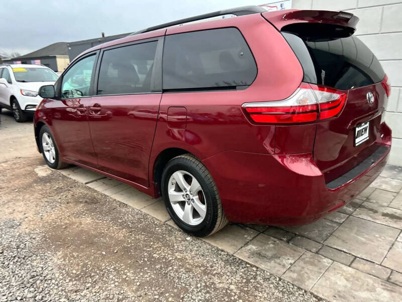 2018 Toyota Sienna