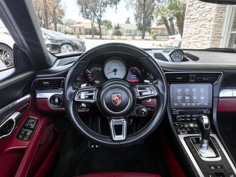 2017 Porsche 911