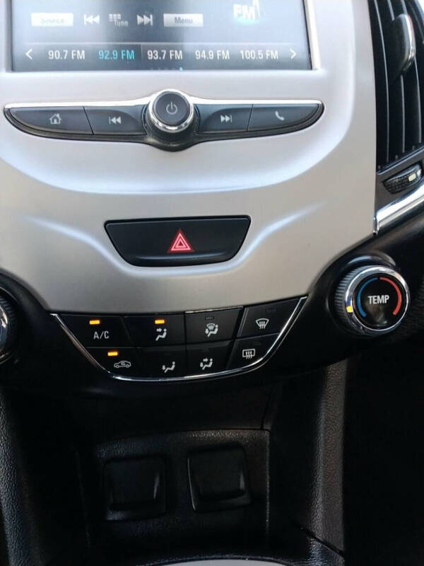 2018 Chevrolet Cruze LS Auto