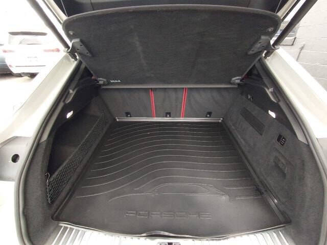 2022 Porsche Cayenne GTS Coupe