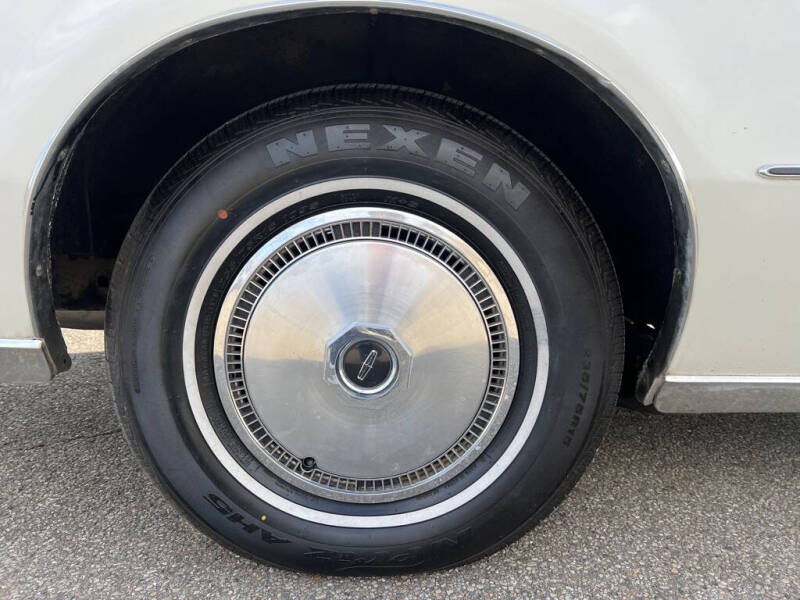 1975 Lincoln Mark IV