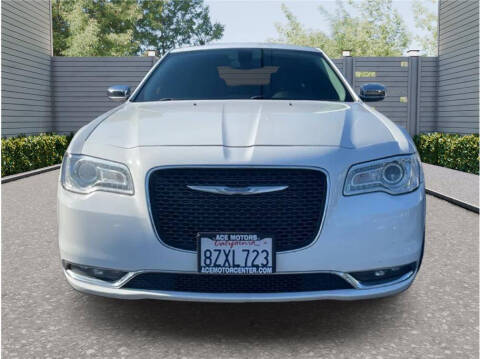 2018 Chrysler 300 Limited