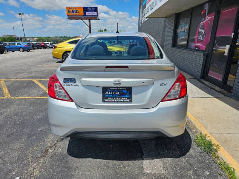 2019 Nissan Versa S