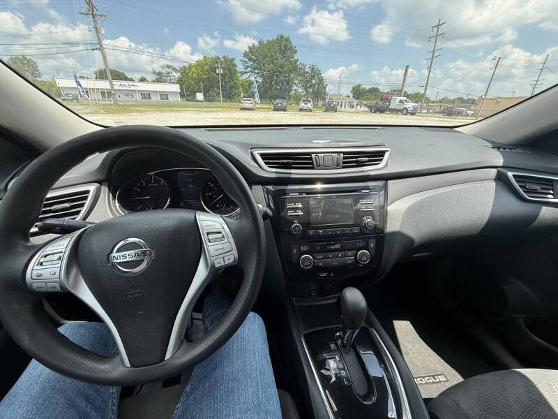 2016 Nissan Rogue S