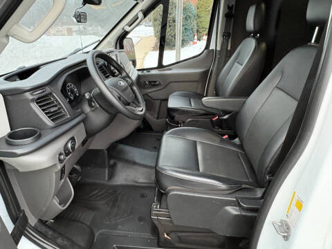 2024 Ford Transit 250