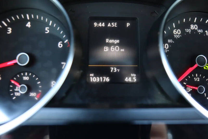 2017 Volkswagen Jetta 2.0T GLI