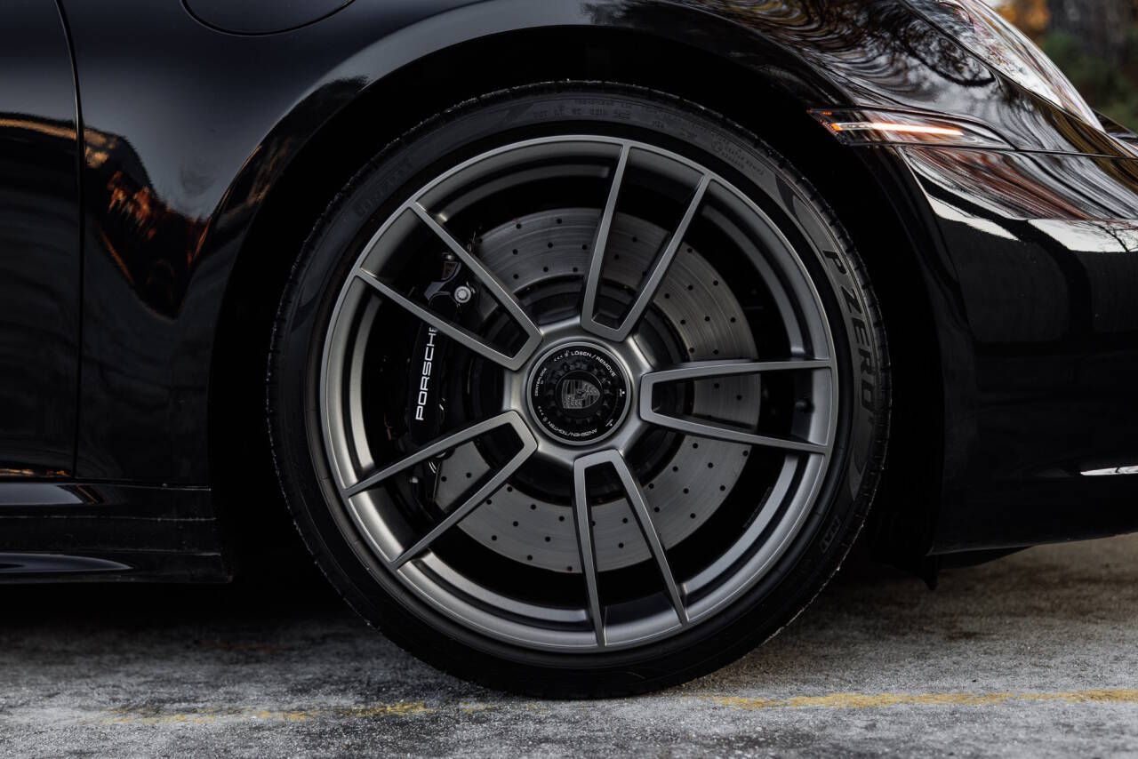 2022 Porsche 911 47
