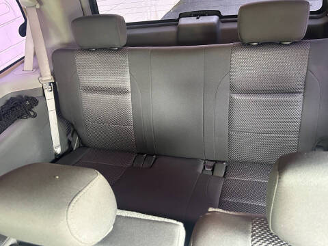 2005 Nissan Armada SE