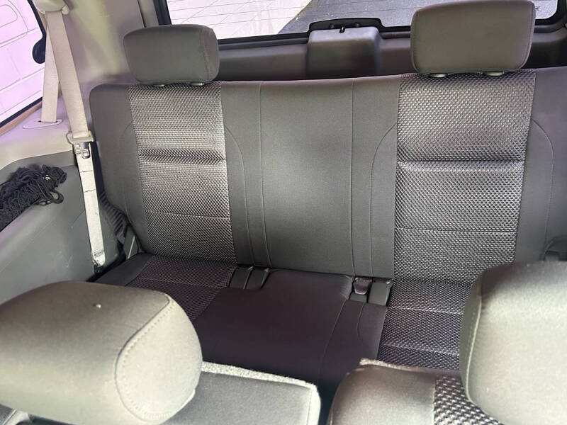 2005 Nissan Armada SE