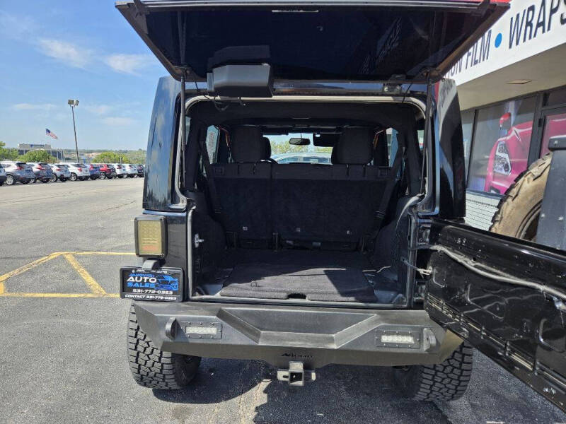 2016 Jeep Wrangler Unlimited Sport