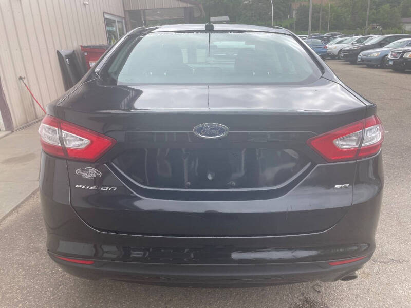 2013 Ford Fusion SE