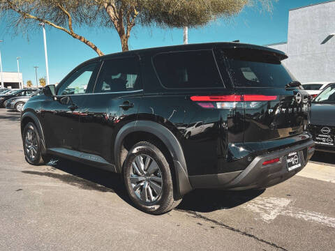 2025 Nissan Pathfinder S