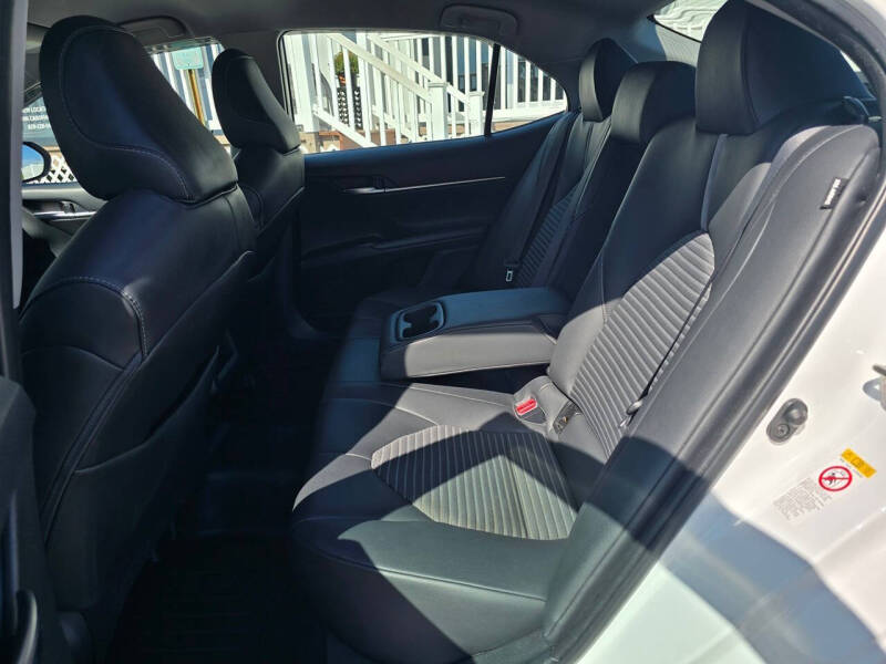 2018 Toyota Camry SE