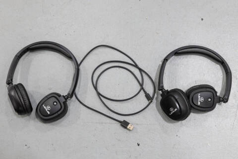 2021 Lexus LX 570 Three-Row