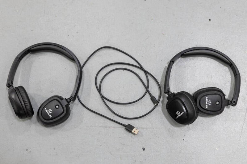 2021 Lexus LX 570 Three-Row