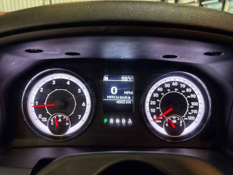 2024 RAM 1500 Classic SLT