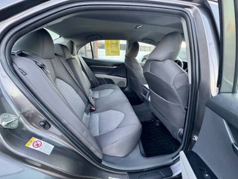 2018 Toyota Camry LE