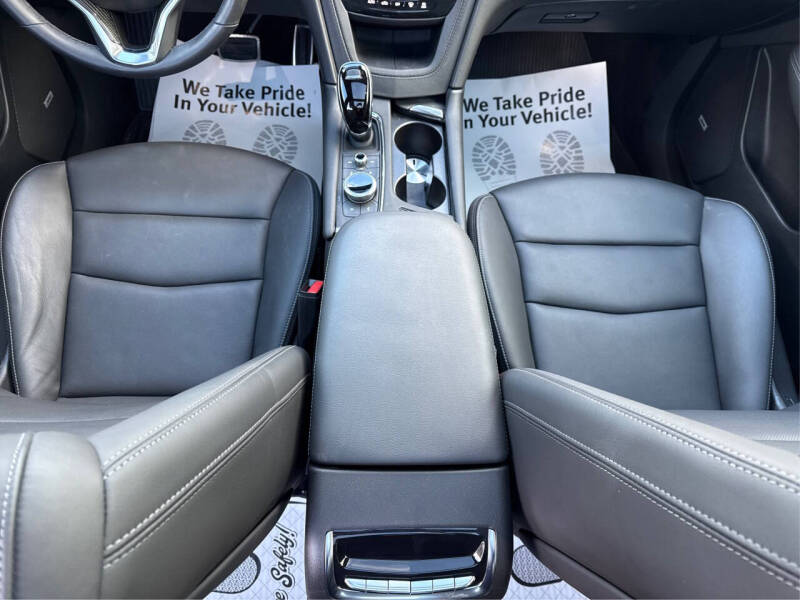 2024 Cadillac XT6 Sport