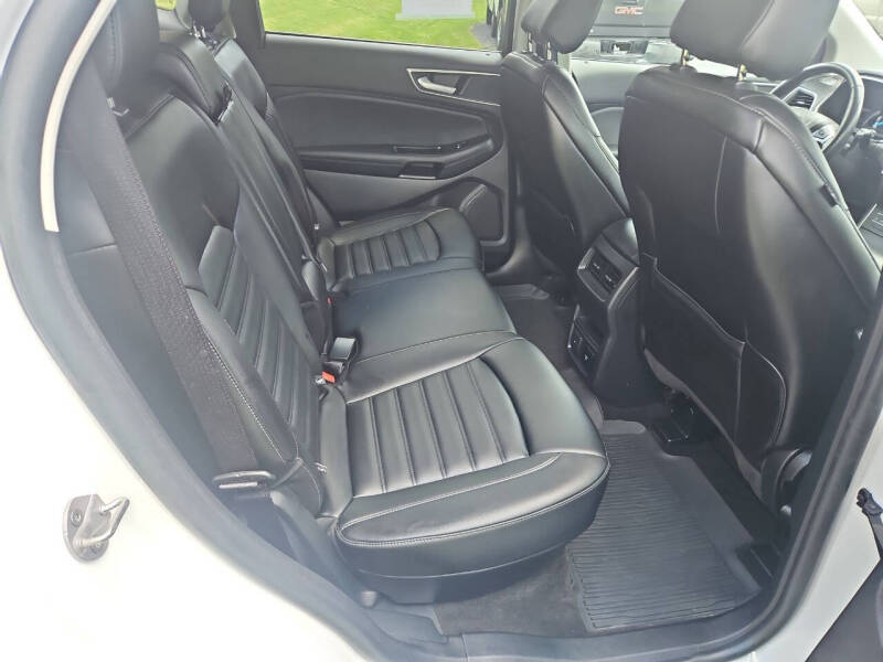 2020 Ford Edge SEL