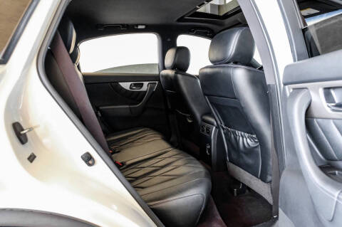 2015 Infiniti QX70