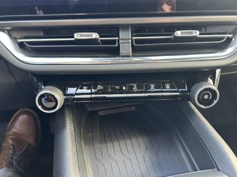 2026 Chevrolet Equinox EV LT 1