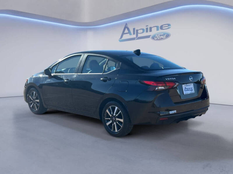 2021 Nissan Versa SV