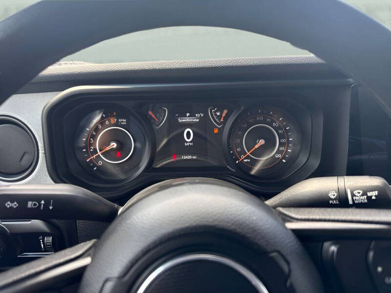 2024 Jeep Gladiator Sport