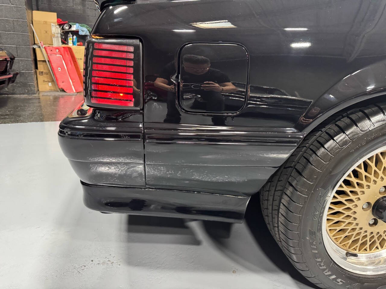 1988 Ford Mustang 43