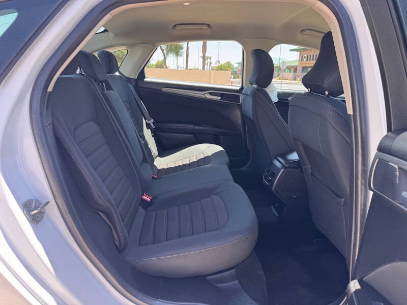 2019 Ford Fusion SE
