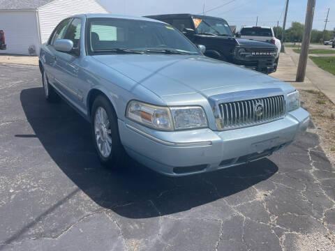 2010 Mercury Grand Marquis for sale at Jim Elsberry Auto Sales in Paris IL