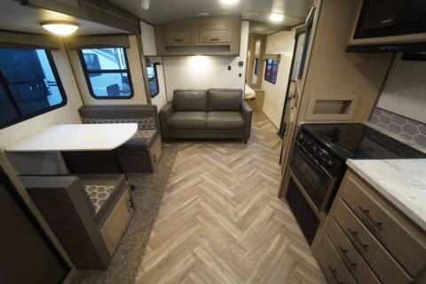 2021 Cruiser RV shadow  Cruiser