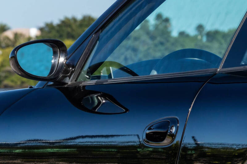 2001 Porsche 911 Carrera