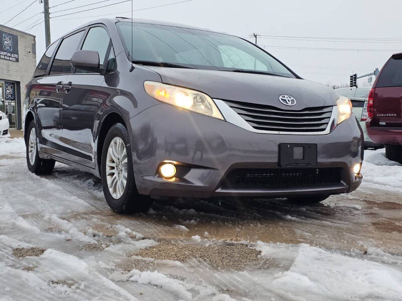 2012 Toyota Sienna XLE 8-Passenger