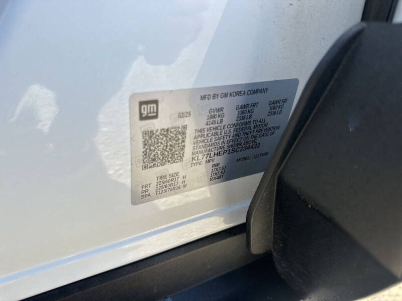 2025 Chevrolet Trax LT