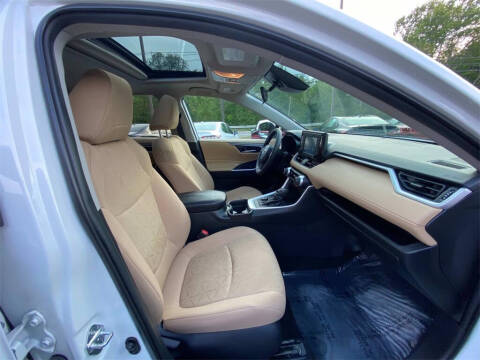 2021 Toyota RAV4 Hybrid XLE