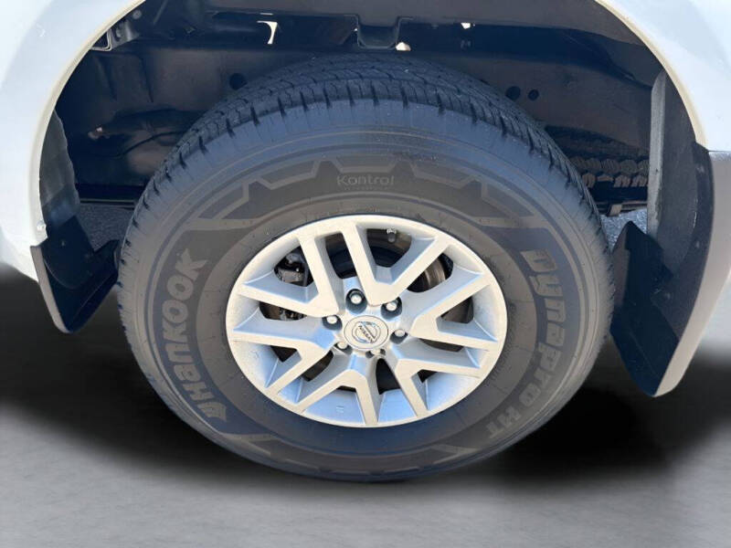 2016 Nissan Frontier SV