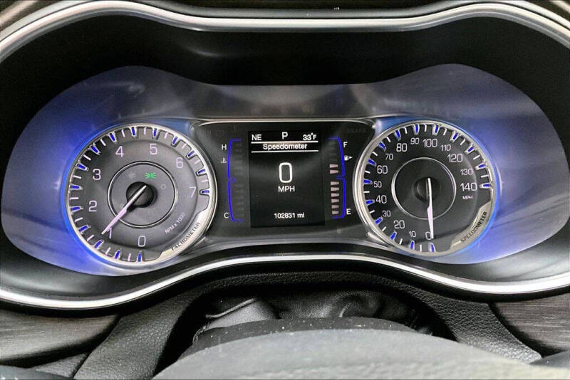 2016 Chrysler 200 Limited