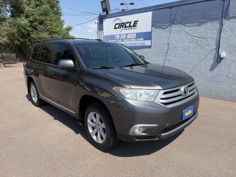 2013 Toyota Highlander SE