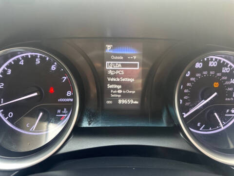 2018 Toyota Camry LE