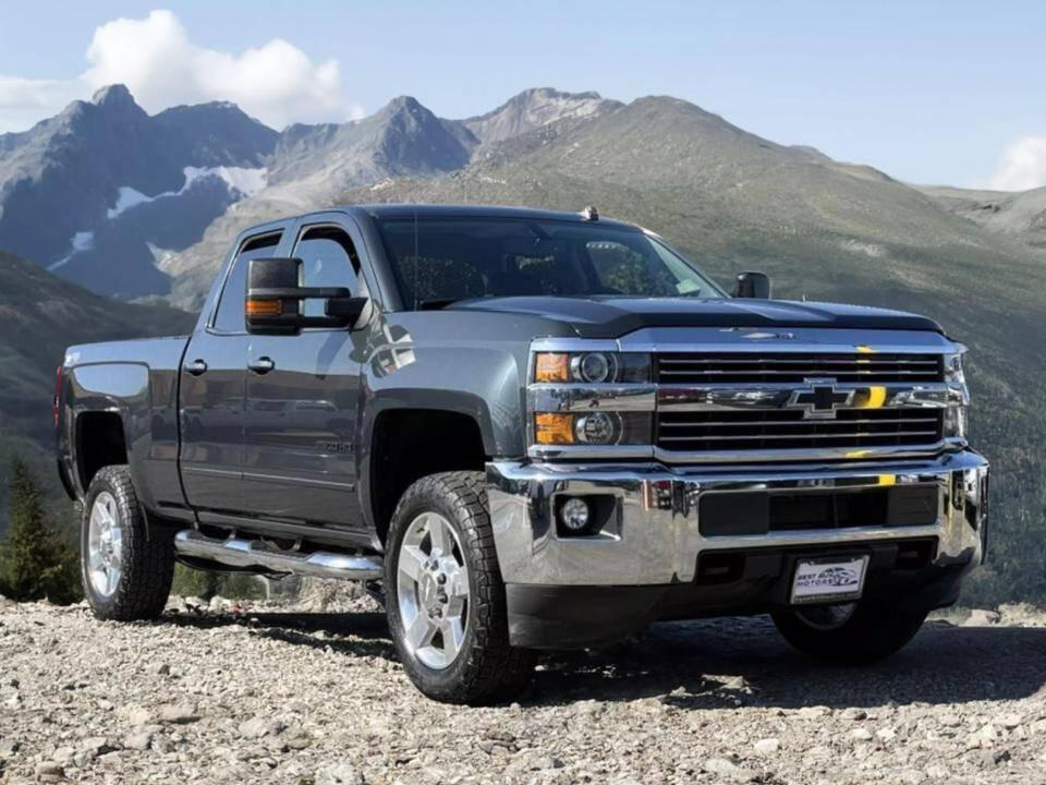 2017 Chevrolet Silverado 2500HD for sale at Best Buy Motors in Signal Hill, CA