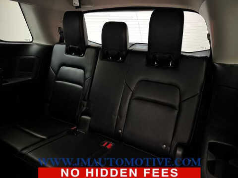 2022 Nissan Pathfinder SL