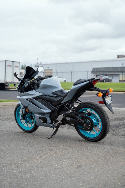 2024 Yamaha YZF-R3