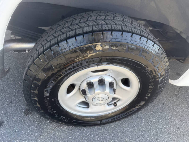 2017 Chevrolet Express 2500