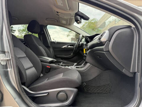 2017 Infiniti QX30
