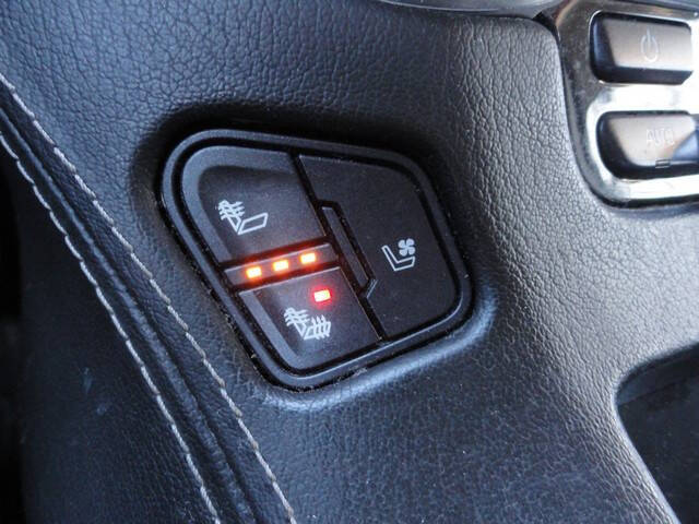 2017 GMC Yukon XL SLT