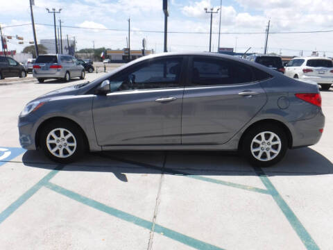 2013 Hyundai Accent GLS