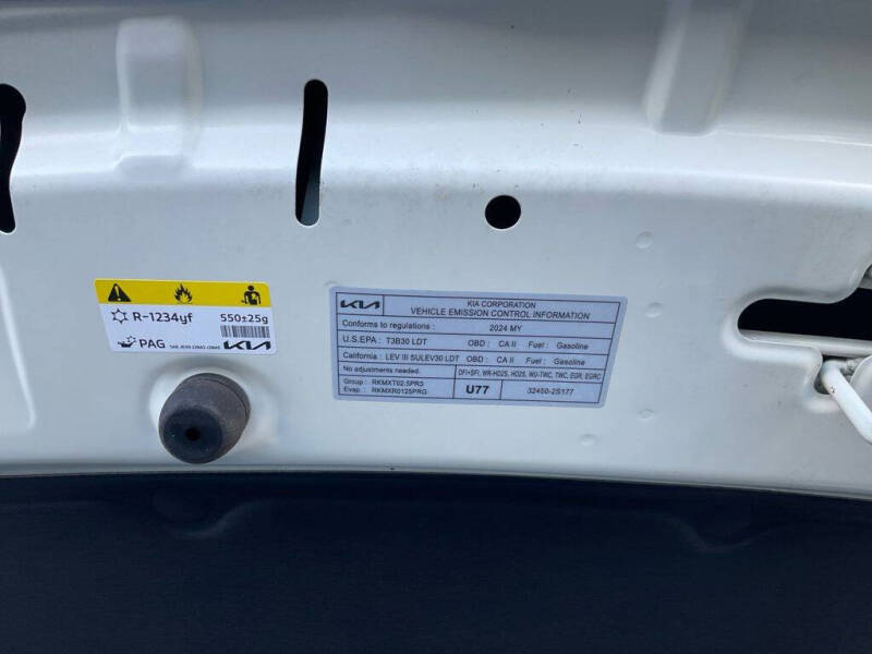 2024 Kia Sportage LX