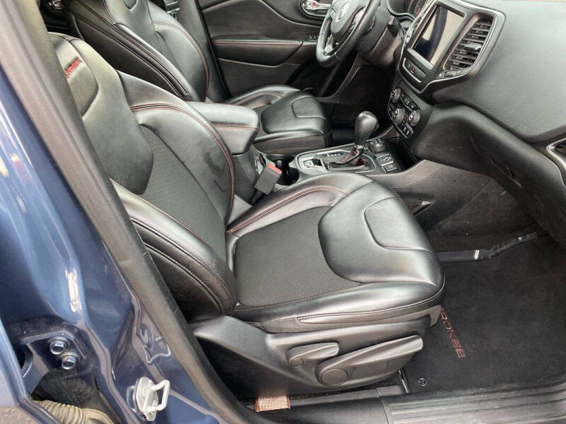 2019 Jeep Cherokee Trailhawk