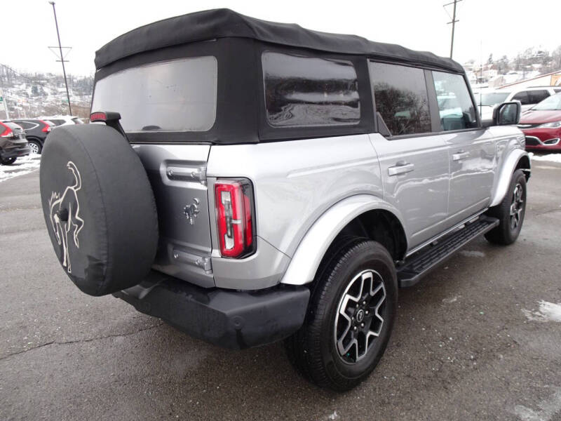 2022 Ford Bronco Outer Banks