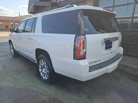 2017 GMC Yukon XL Denali